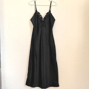 Expressions Vintage Black Embroidered Chemise